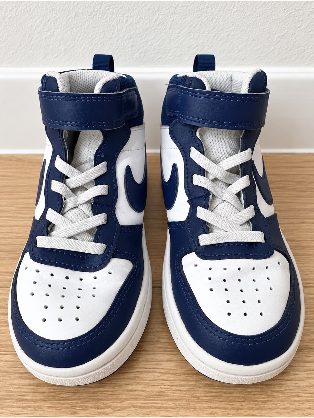 Nike Kids High-Top Sneakers in Navy and White